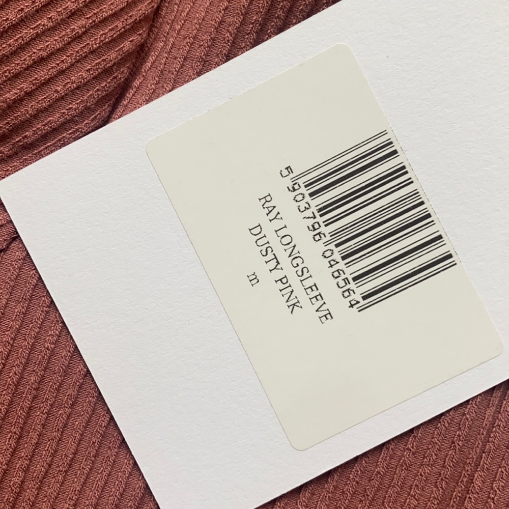The Ray Long Sleeve in Dusty Rose - Picture 6 of 6